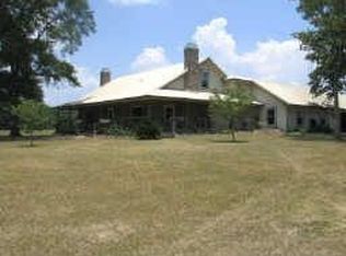 41266 Addie Gee Rd, Hempstead, TX 77445