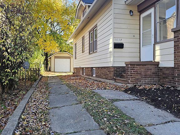 3rd image of 1637 9th Ave