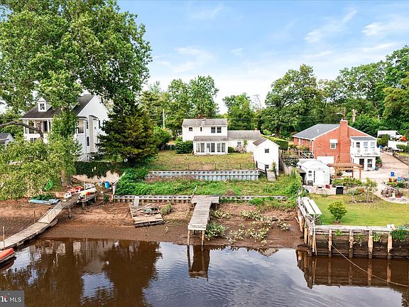 3rd image of 78 Lake Dr