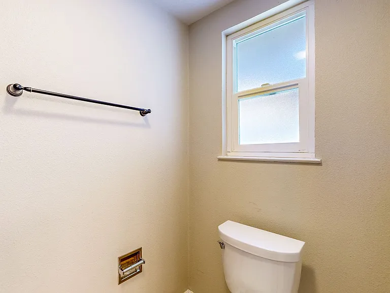 2146 Rivera Dr — Photo 51