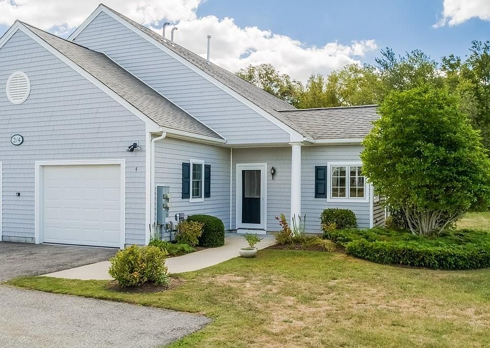13 Village Way Westport, MA, 02790 Apartments for Rent Zillow