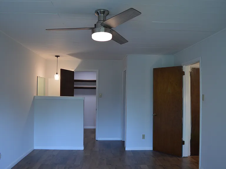 2713 Shropshire Blvd — Photo 26