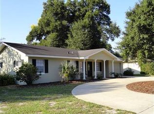 2260 Northland Rd, Mount Dora, FL 32757