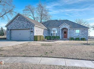 2011 Greenwood Cv, Pea Ridge, AR 72751