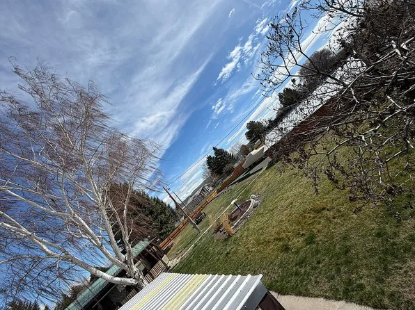 495 B St, North Powder, OR 97867