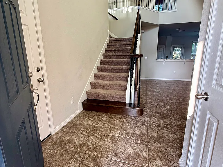 113 Rusk Bluff Ave — Photo 4