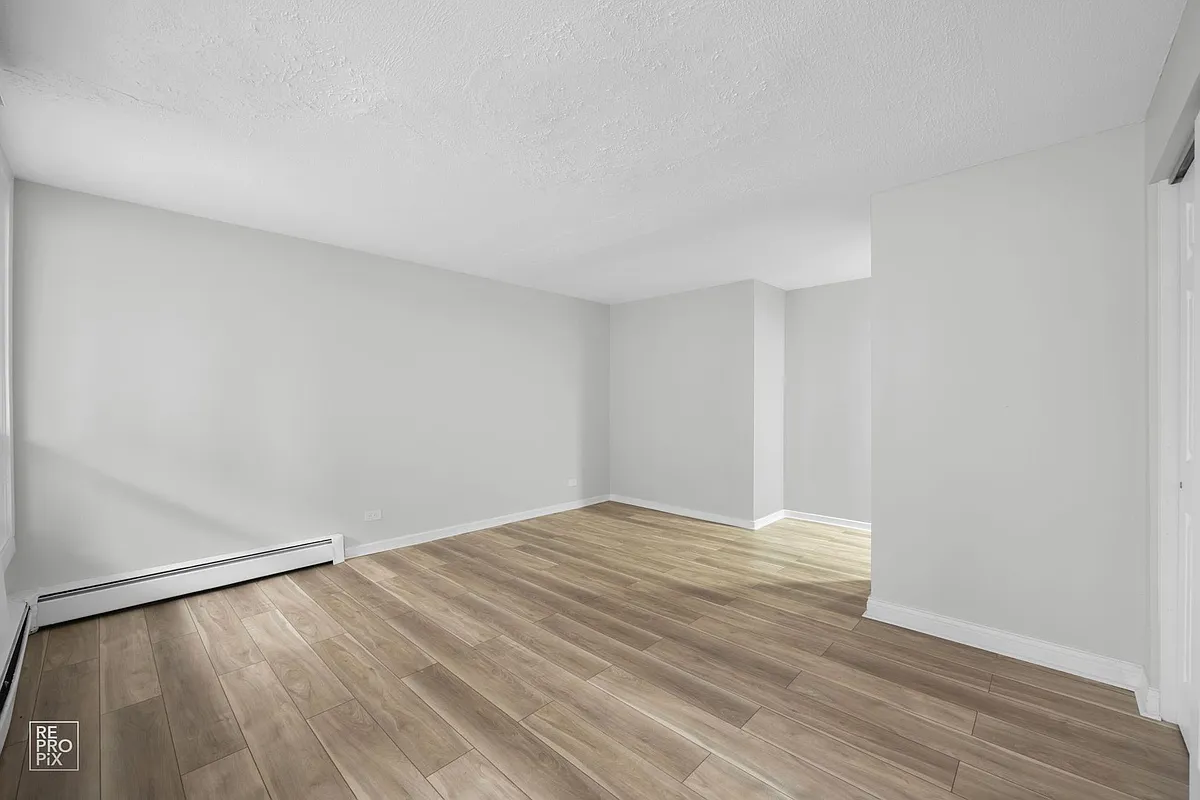 Building Photo - 6832 S Crandon