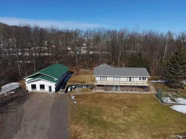 47451 Highway 26 #M, Houghton, MI 49931