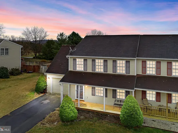 34 Vickilee Dr, Wrightsville, PA 17368