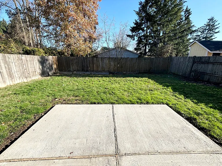 2914 SW 214th Ave — Photo 23