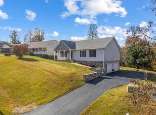 130 Oakview Dr, Monroe, VA 24574