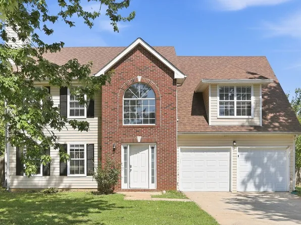 6956 Fields Dr, Douglasville, GA 30135
