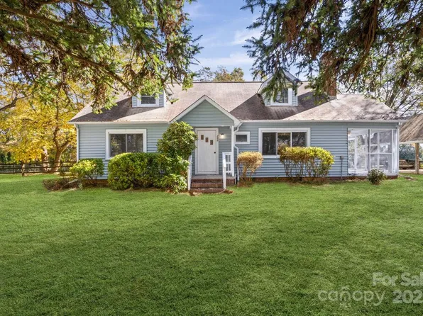 255 Saint Stephens Church Rd, Gold Hill, NC 28071