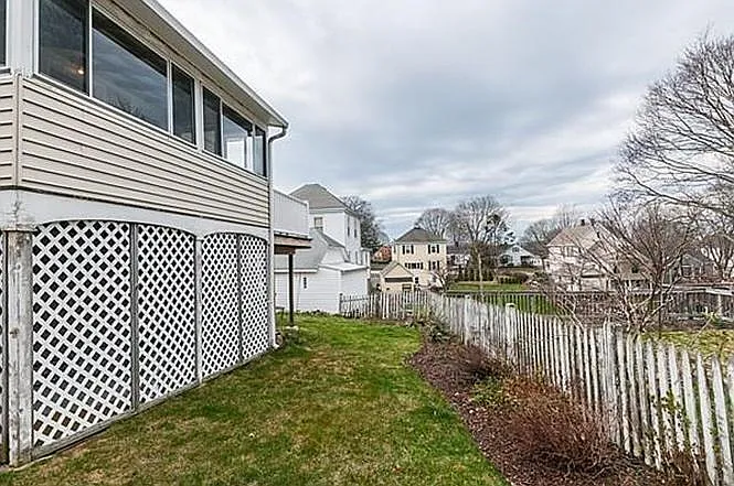 31 Nicholl St — Photo 25