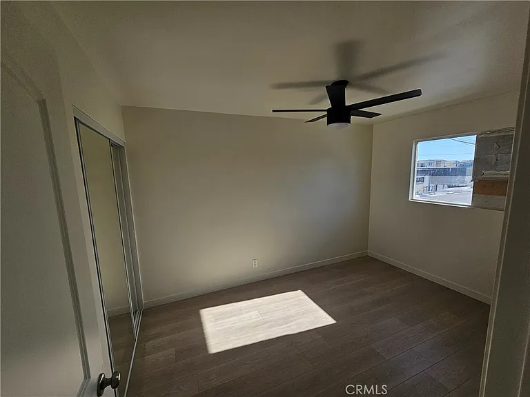 554 E Hurst St #2 — Photo 5