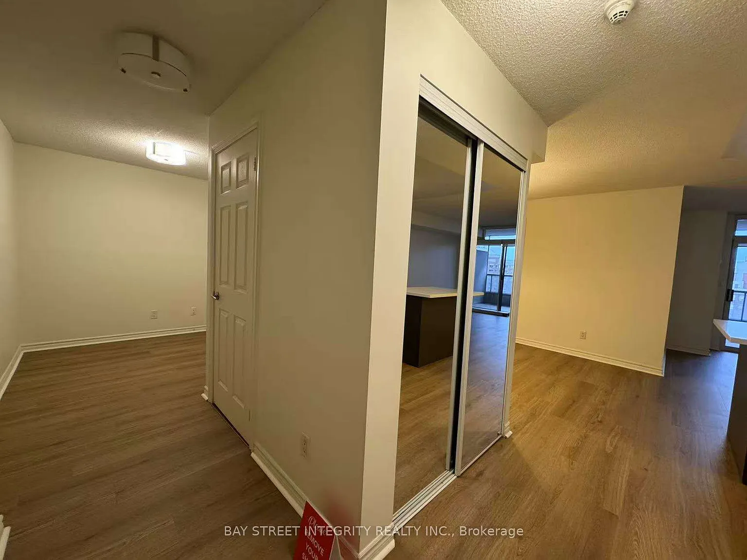 3 bed, $2,900 — Photo 4