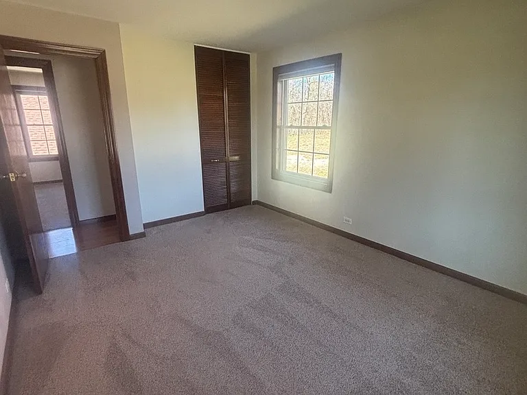 7718 Butternut Ct — Photo 8