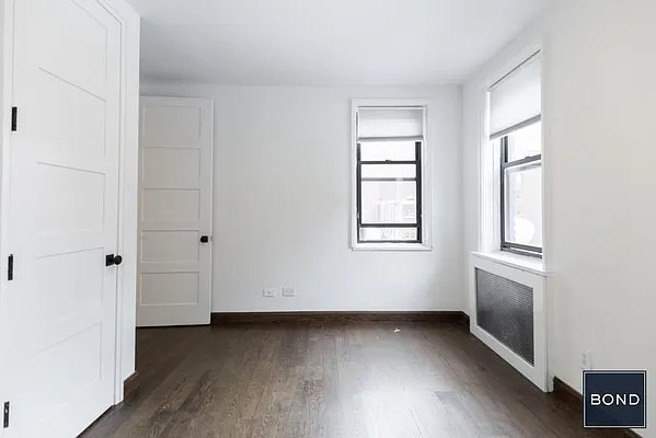 Rented by Bond New York | media 43