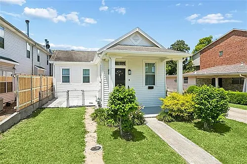 306 Nursery Ave Photo 1