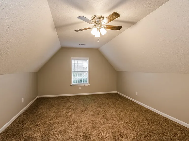 9893 Farmyard Dr — Photo 11