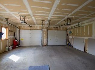 15 Sunrise Rdg, Florida, NY 10921