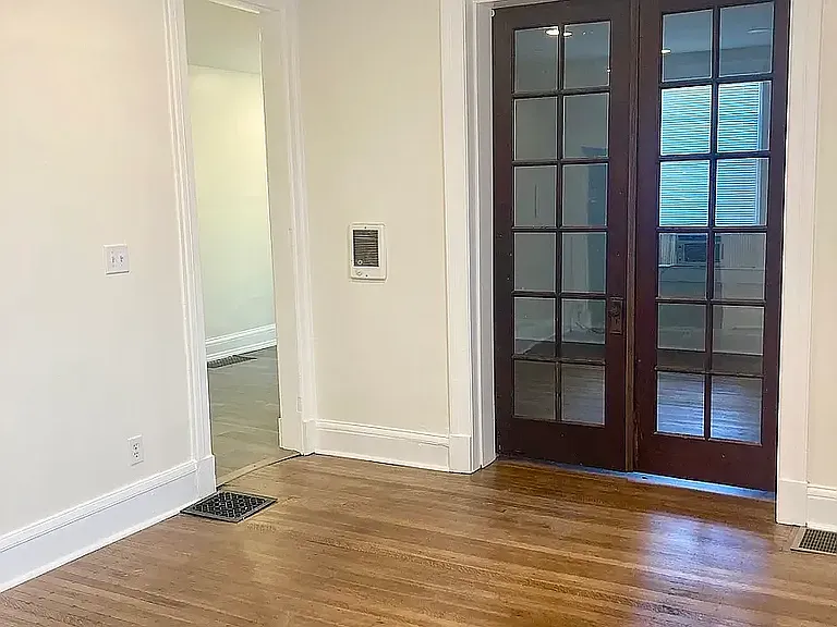 17 N Irvington Ave — Photo 6