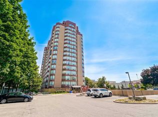 25 Fairview Rd W #1408, Mississauga, ON L5B3Y8