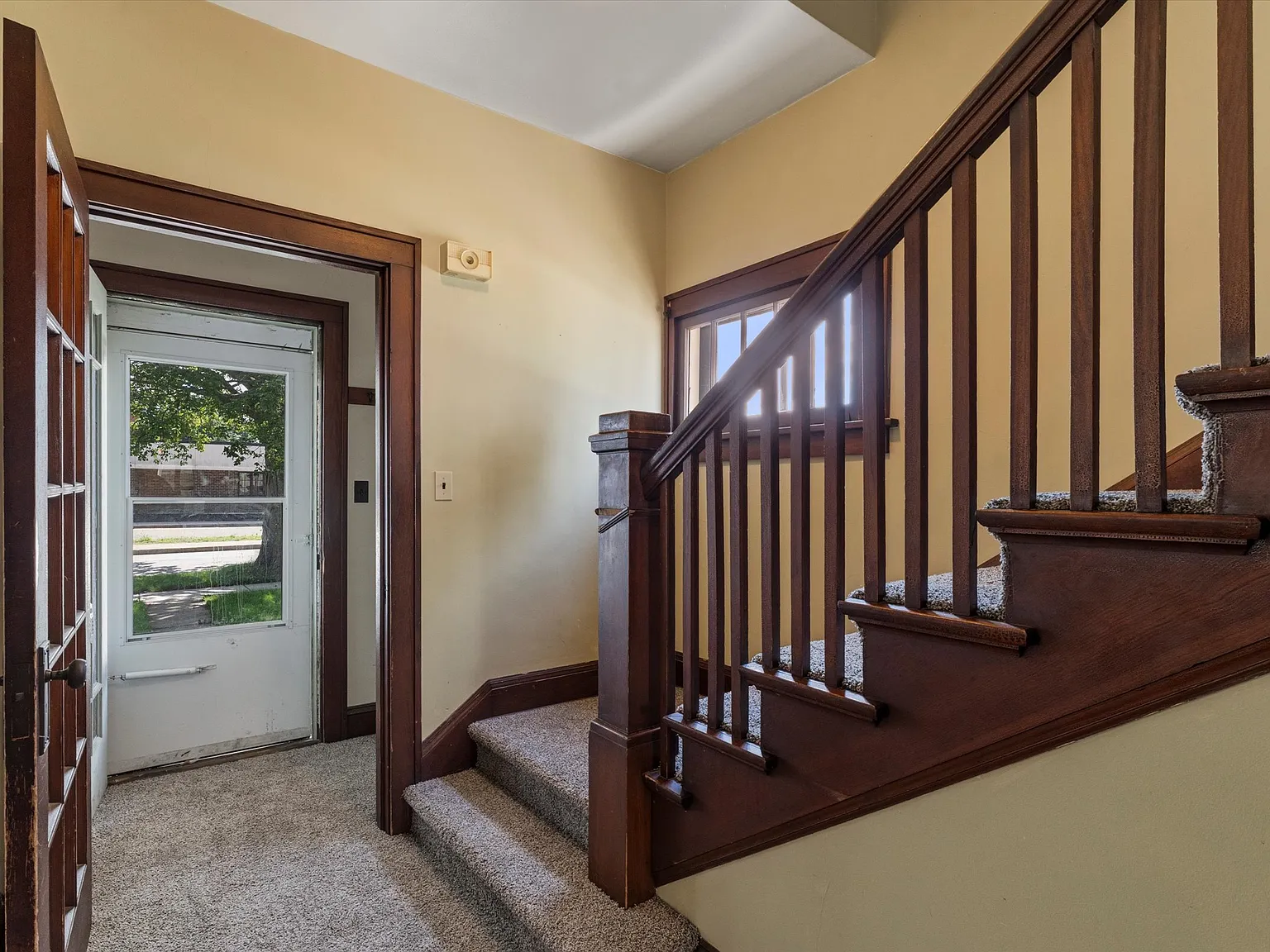 4 bed, 1800 sqft, $1,800 — Photo 2
