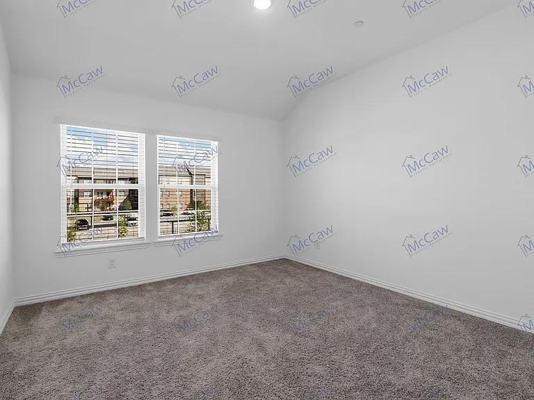 15878 Yellow Elder Rd — Photo 12