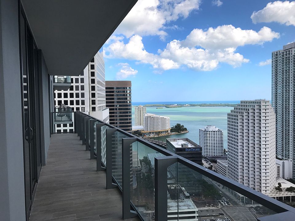 1st image of 68 SE 6th St APT 3202