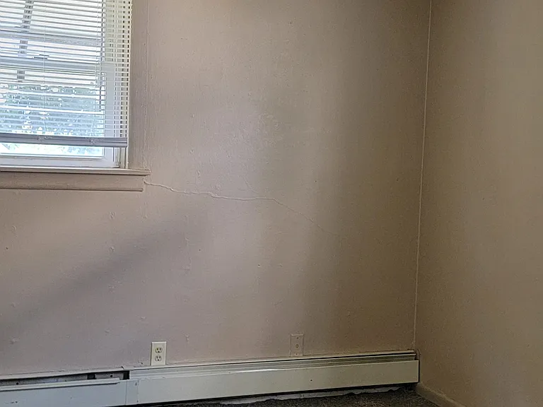 1641 Howell St — Photo 1