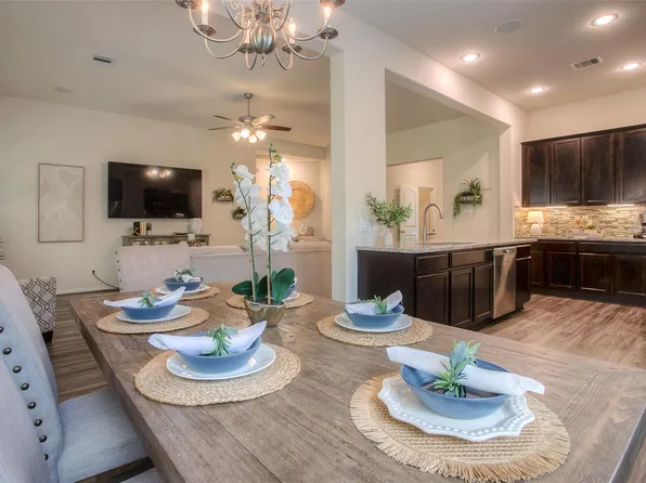 12956 Foster Cir, Willis, TX 77318