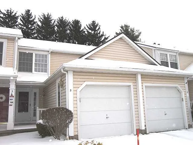 5 Jordache Ln photo 1