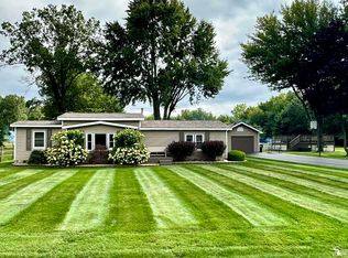 3501 W Erie Rd, Temperance, MI 48182