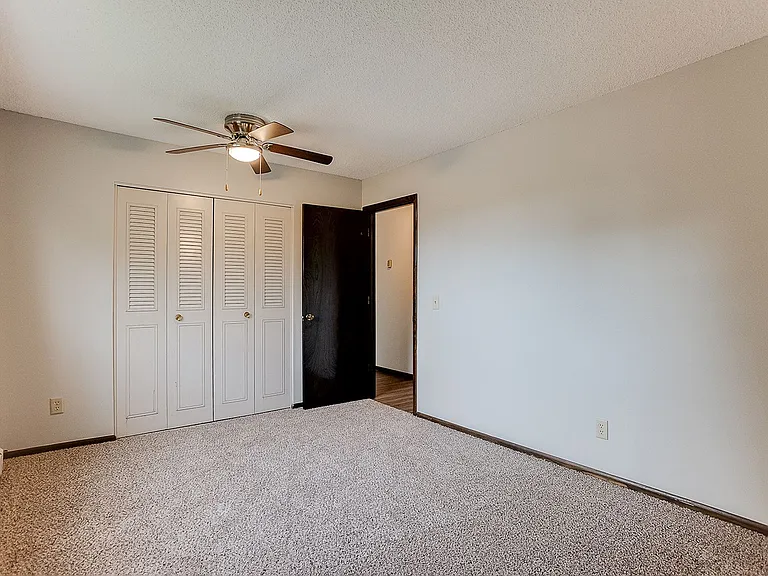 Caravelle Apartments | St. Anthony — Photo 15