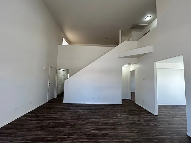 6117 Breeders Cup St — Photo 3