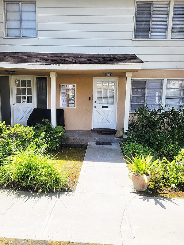 Building Photo - 4510 Coldwater Canyon Ave