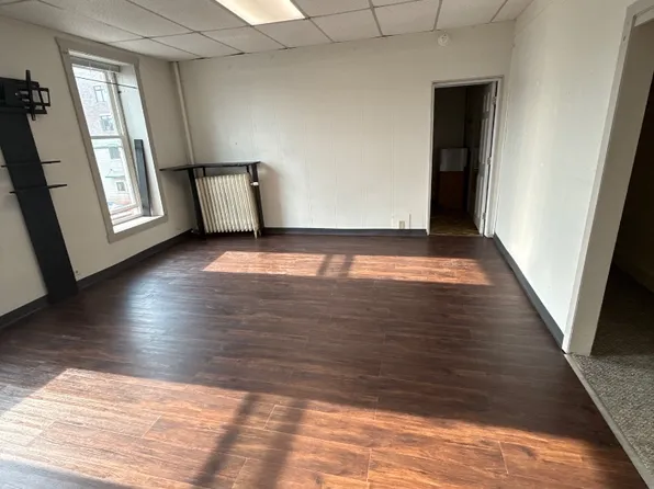 Marion, 544 Broadway St S #28cfea4c4, Menomonie, WI 54751
