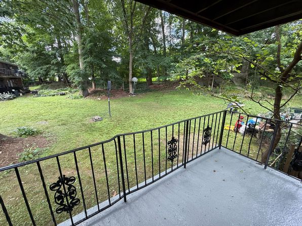 199 Babbitt Rd #8A