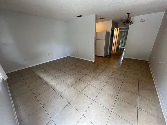 3rd image of 2280 Florida Dr APT 4