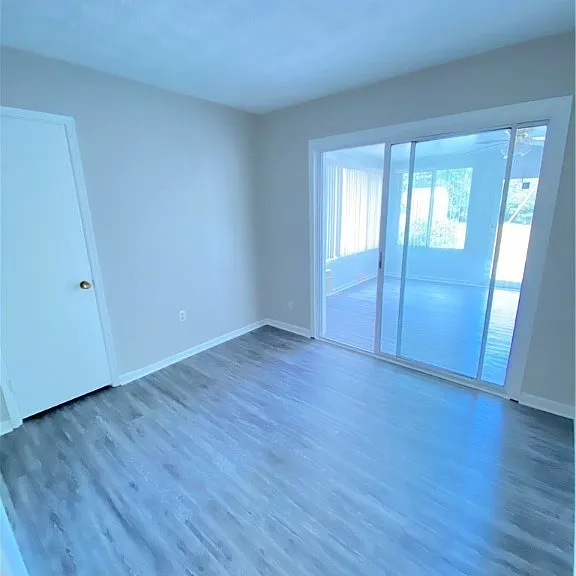 2303 Beaumont Dr — Photo 12
