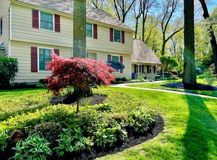 117 Partree Rd, Cherry Hill, NJ 08003