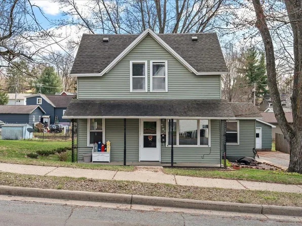 1216 14th Ave E, Menomonie, WI 54751