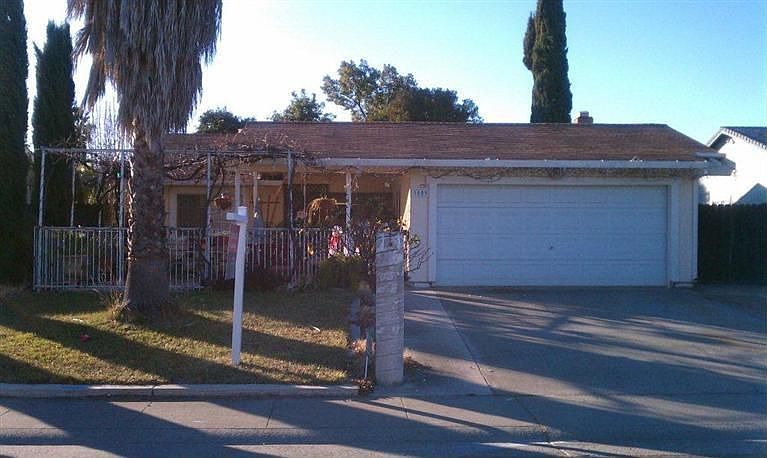 1st image of 9809 Gardenwood Way
