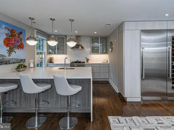 8 Greenholm St #3, Princeton, NJ 08540