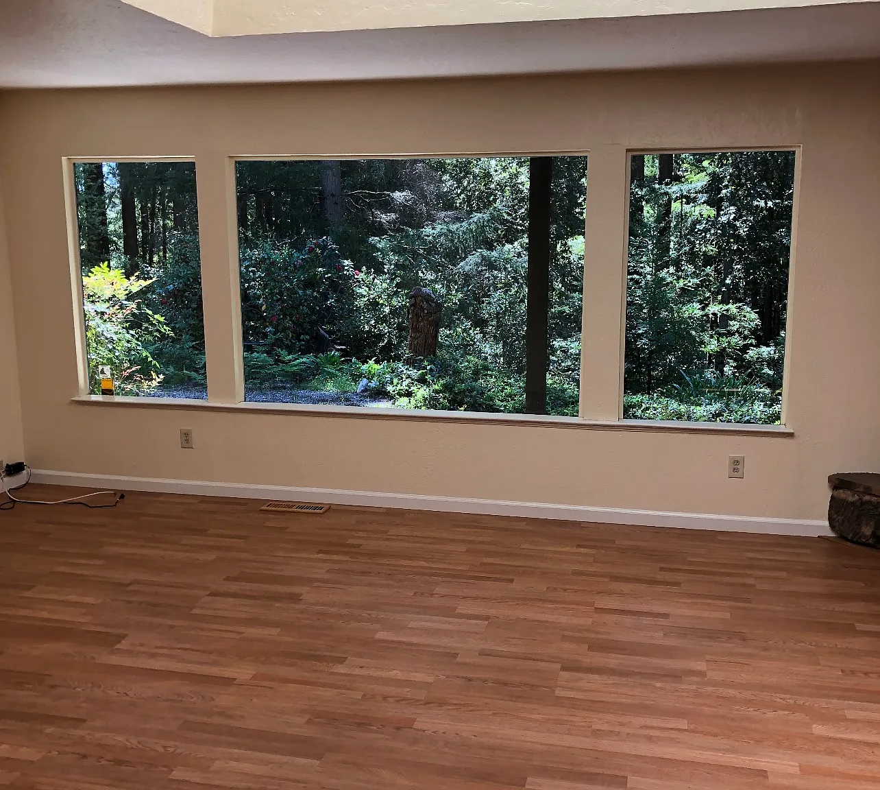 10472 Alba Rd — Photo 2