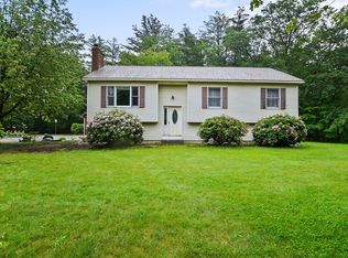 570 Mammoth Rd, Londonderry, NH 03053