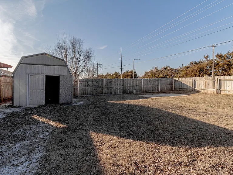 821 Peregrine Dr — Photo 58