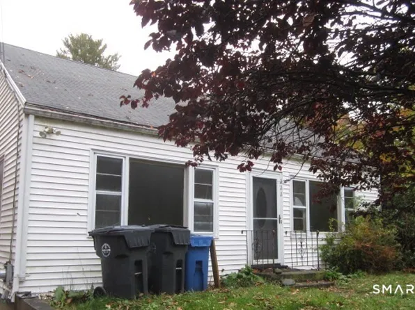 222 Willimantic Rd, Chaplin, CT 06235