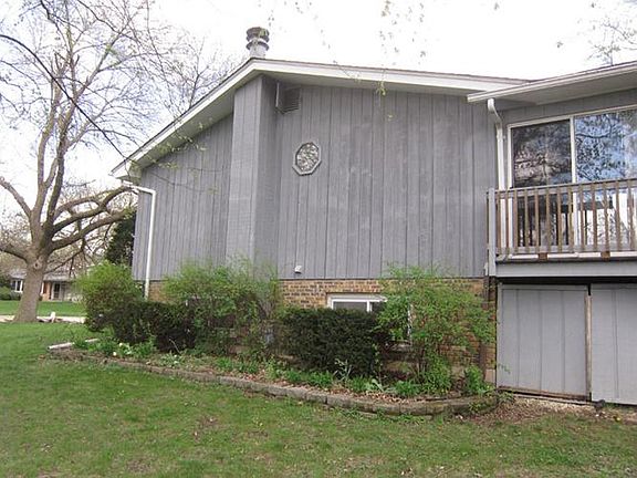 5th image of 105 W Monterey Ave